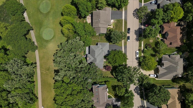 7488 Bittersweet Dr, Gurnee, IL 60031 - aerial overview of property's location featuring nearby suburban area