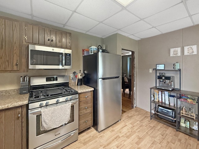 1260 W Palmer St, Freeport, IL 61032 - photo 3