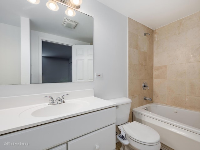 4411 N Beacon St Unit G, Chicago, IL 60640 - bathroom featuring vanity and washtub / shower combination