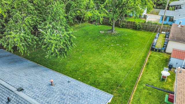 205 Buena Vista Dr, Champaign, IL 61820 - view of yard