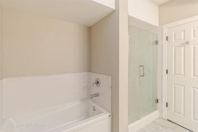 59 S Hale St Unit 203, Palatine, IL 60067 - full bath featuring a garden tub and a shower stall