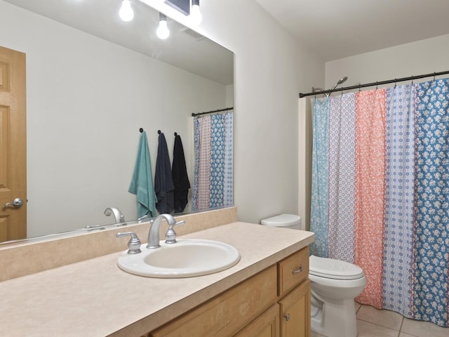 16107 Carlow Cir, Manhattan, IL 60442 - full bathroom with vanity, tile patterned floors, and a shower with curtain