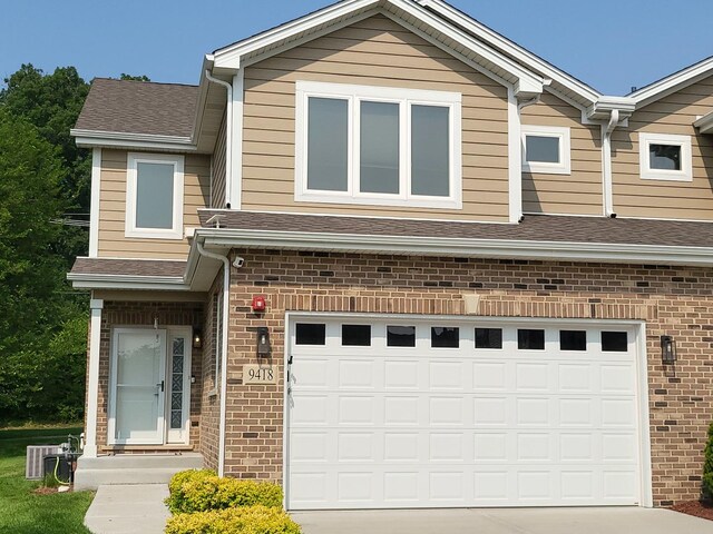 9418 Saratoga Ct, Hickory Hills, IL 60457 - photo 1