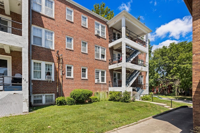 410 N State St Unit 4, Champaign, IL 61820 - photo 3