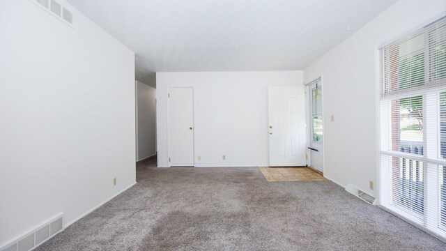 17 Kingswood Dr, Normal, IL 61761 - photo 4