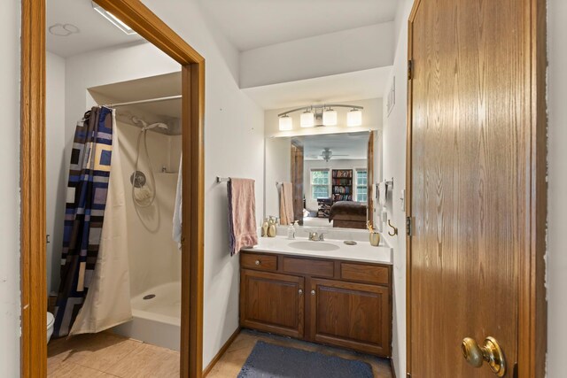 436 Cambridge Way, Bolingbrook, IL 60440 - full bathroom featuring ensuite bath, curtained shower, vanity, and a ceiling fan