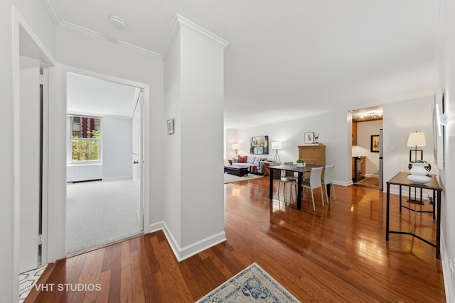 1325 N State Pkwy Unit 6D, Chicago, IL 60610 - hallway with wood finished floors and crown molding