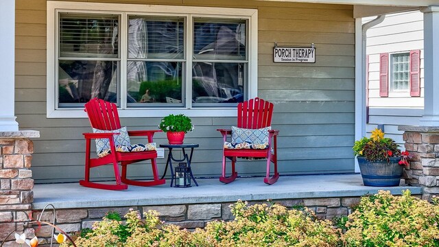 1315 W Jackson St, Ottawa, IL 61350 - view of exterior entry featuring covered porch