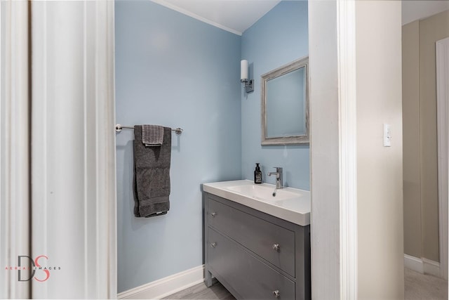 1315 W Jackson St, Ottawa, IL 61350 - bathroom with vanity and baseboards