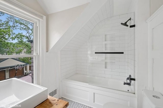 32 Valley Rd, Highland Park, IL 60035 - full bathroom featuring lofted ceiling and shower / tub combination
