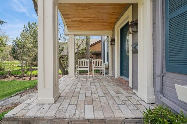 32 Valley Rd, Highland Park, IL 60035 - view of patio