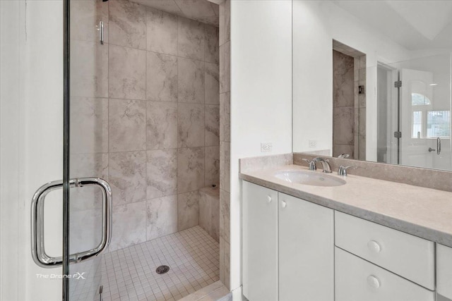 3550 E Ari Dr, Glenview, IL 60025 - bathroom with a stall shower and vanity