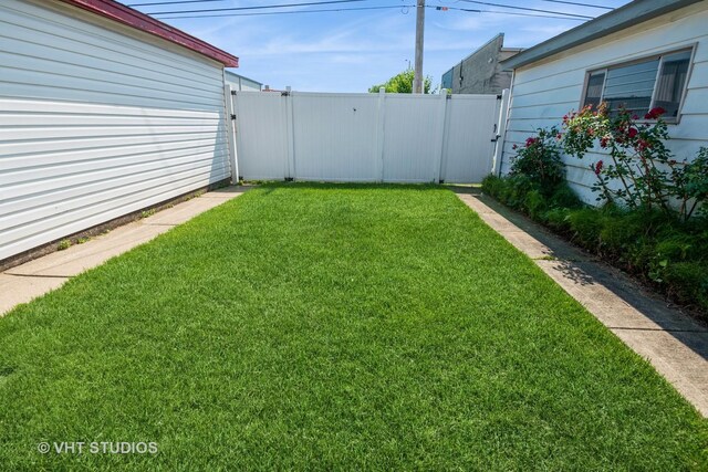 639 Hoxie Ave, Calumet City, IL 60409 - photo 16