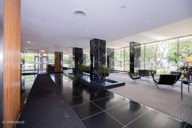 3900 N Lake Shore Dr Unit 3E, Chicago, IL 60613 - common area with expansive windows