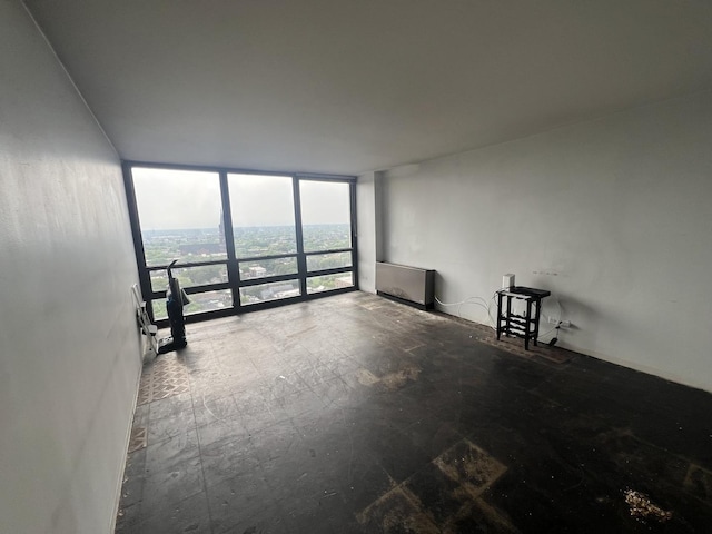 1636 N Wells Ave Unit 2014, Chicago, IL 60614 - empty room featuring expansive windows