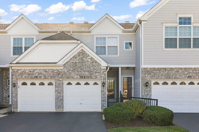 173 Arboretum Dr, Lombard, IL 60148 - photo 1