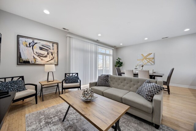 3126 W Walton St Unit 2, Chicago, IL 60622 - living area with light wood-style flooring and recessed lighting