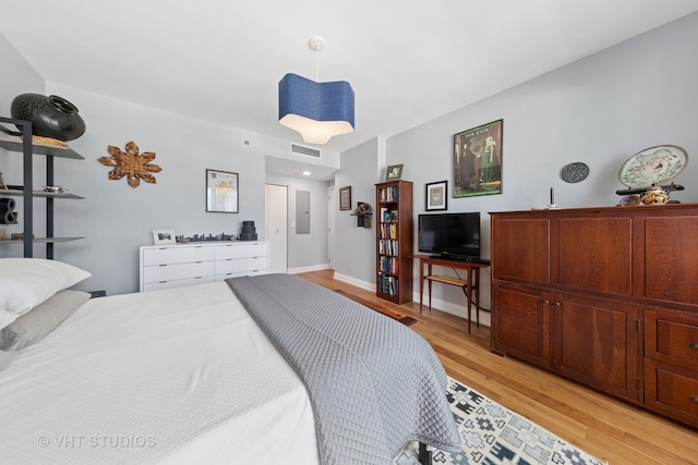 130 N Garland Ct Unit 2612, Chicago, IL 60602 - bedroom featuring light wood finished floors and baseboards