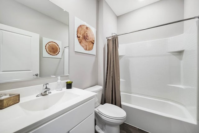 1095 Savannah Ln, Pingree Grove, IL 60140 - full bath with vanity, shower / bathtub combination with curtain, and wood finished floors