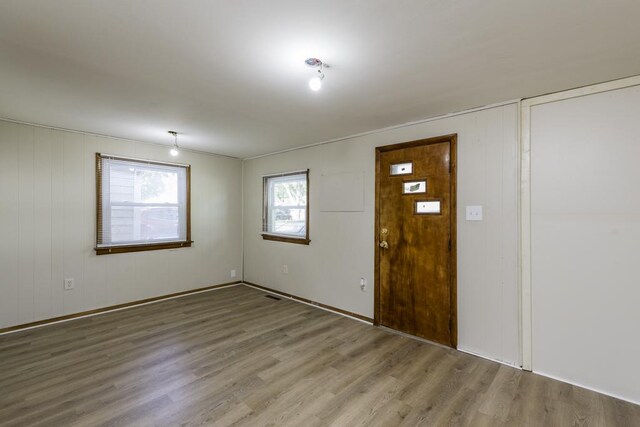 221 Kenwood Dr, Round Lake Park, IL 60073 - foyer entrance featuring wood finished floors
