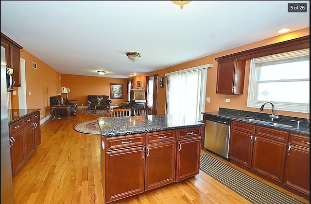 270 E Armitage Ave, Addison, IL 60101 - photo 6