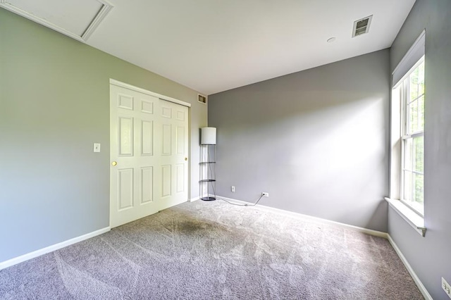 1471 Doolittle Ln, Grayslake, IL 60030 - carpeted empty room with baseboards