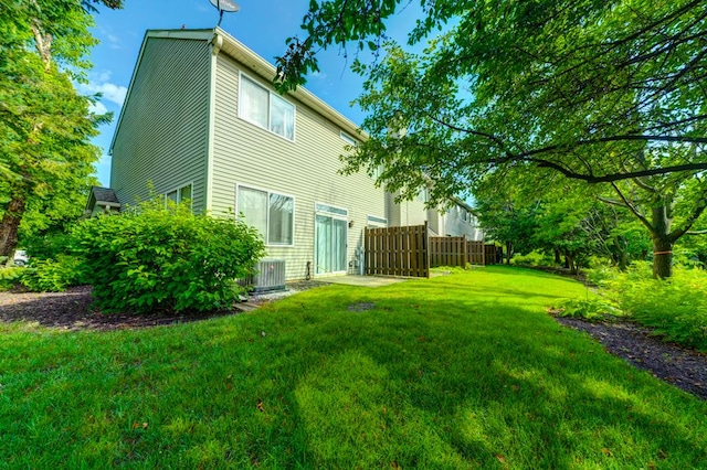 1471 Doolittle Ln, Grayslake, IL 60030 - back of house