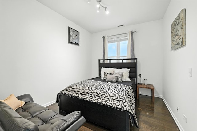 4105 S Drexel Blvd Unit 1N, Chicago, IL 60653 - bedroom with wood finished floors and baseboards