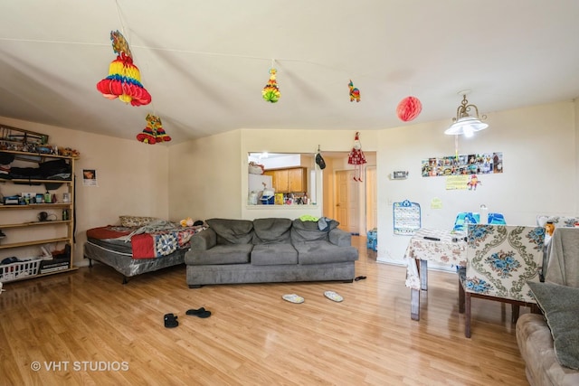1107 E Algonquin Rd Unit 19, Arlington Heights, IL 60005 - living area featuring wood finished floors