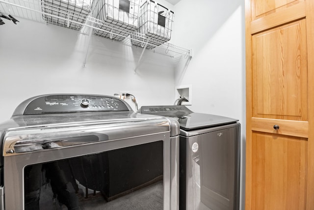2551 Fallbrook Dr, Hampshire, IL 60140 - laundry room with washing machine and dryer