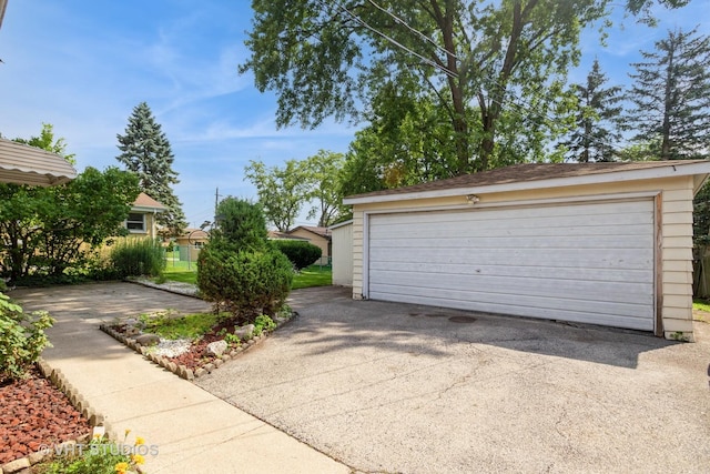 581 N Mount Prospect Rd, Des Plaines, IL 60016 - photo 17