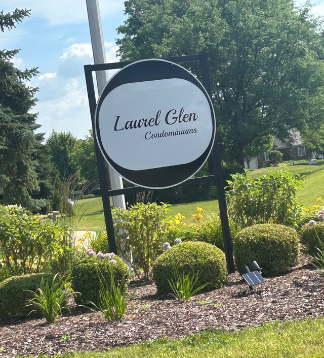 13058 Laurel Glen Ct Unit 203, Palos Heights, IL 60463 - view of community sign