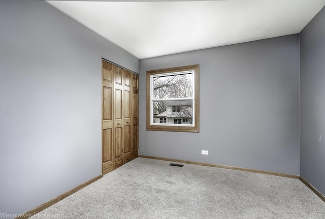 101 Croftwood Ct, Rolling Meadows, IL 60008 - unfurnished bedroom featuring carpet floors and a closet