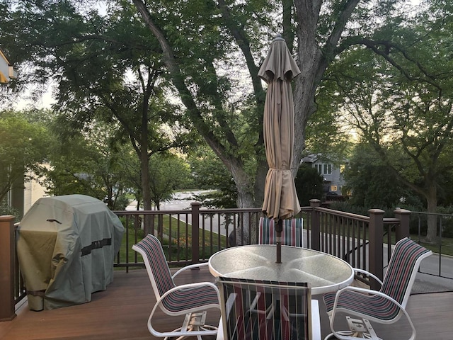 101 Croftwood Ct, Rolling Meadows, IL 60008 - wooden deck with outdoor dining area and a grill