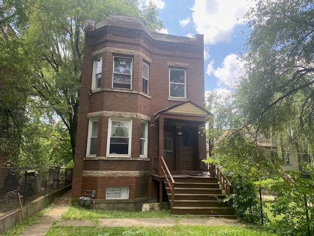 129 E Kensington Ave, Chicago, IL 60628 - photo 1