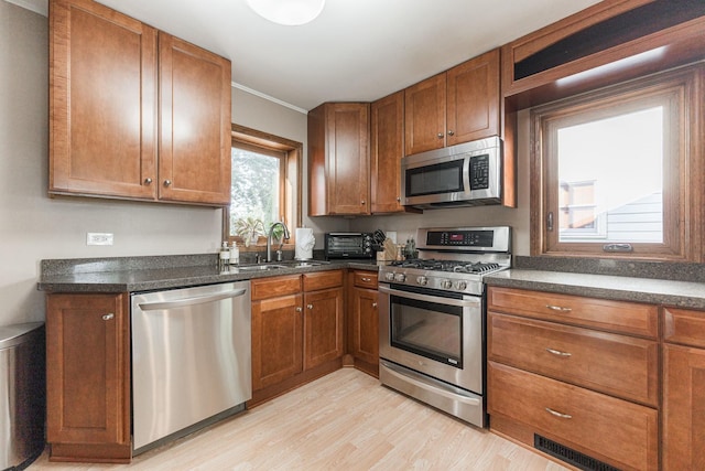 128 E Van Buren St, Villa Park, IL 60181 - photo 6