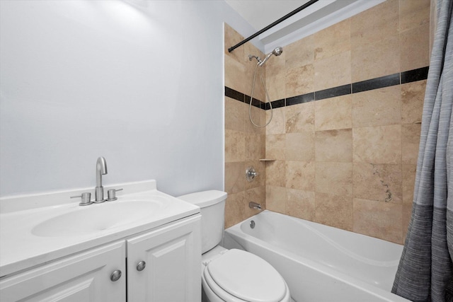 1363 E 64th St Unit 1, Chicago, IL 60637 - bathroom with shower / tub combo and vanity