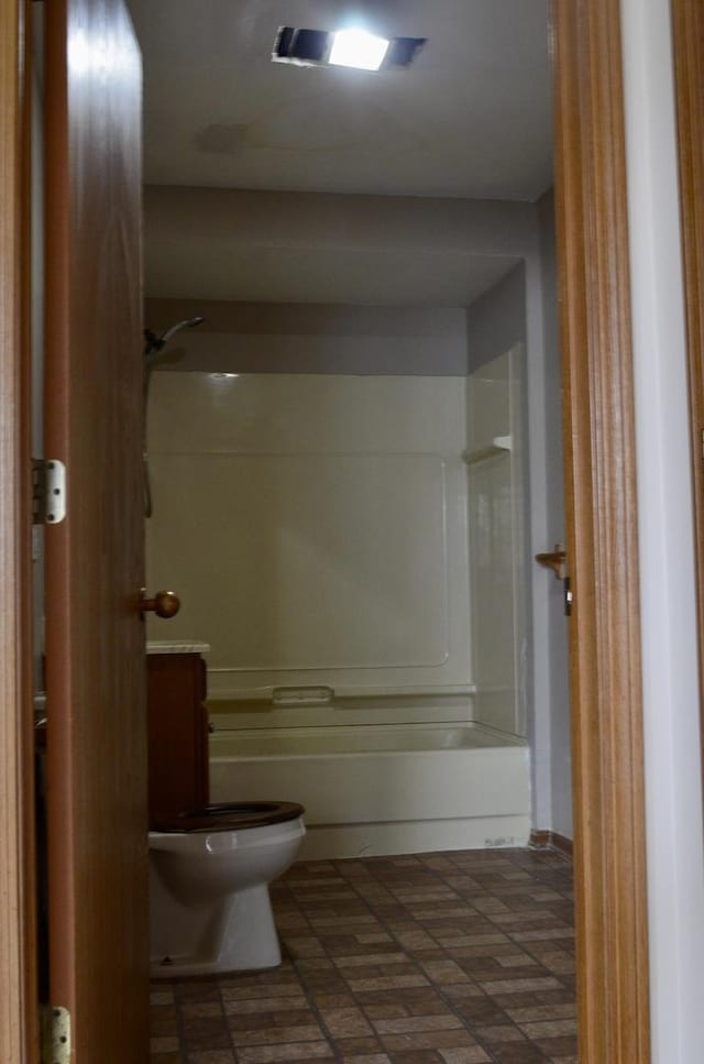 12005 4th St, Huntley, IL 60142 - full bath with toilet and shower / bath combination