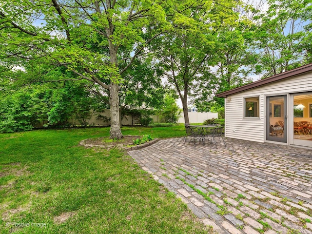 3843 Lizette Ln, Glenview, IL 60026 - view of yard with a patio area