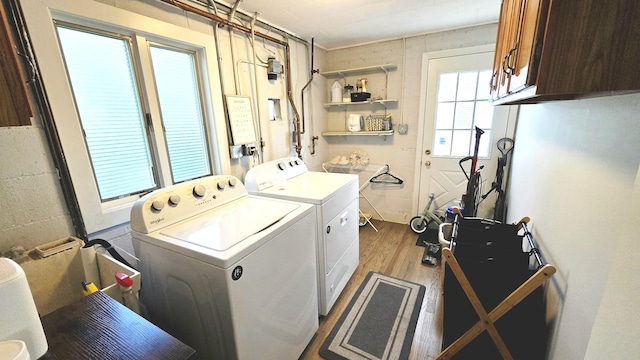 517 Appletree Ln, Deerfield, IL 60015 - laundry area with independent washer and dryer, cabinet space, and wood finished floors