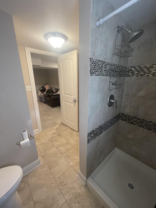 8233 S Manistee Ave, Chicago, IL 60617 - full bathroom with a tile shower and toilet