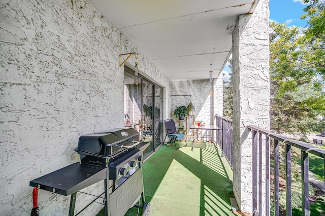 475 Plum Creek Dr Unit 212, Wheeling, IL 60090 - balcony featuring a grill