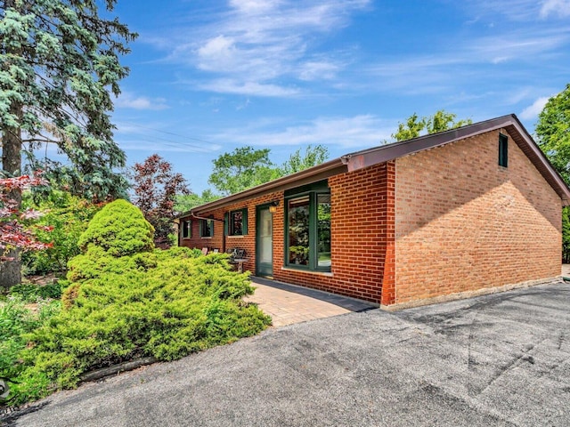8740 W 161st Pl, Orland Park, IL 60462 - photo 2