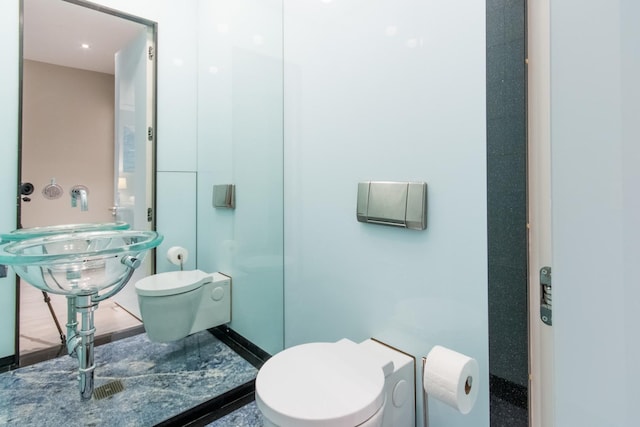 1401 N Astor St, Chicago, IL 60610 - bathroom with toilet and a sink