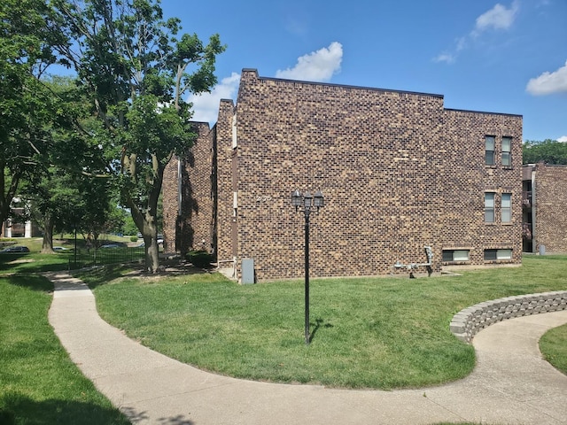 2275 Country Club Dr Unit 23, Woodridge, IL 60517 - photo 2