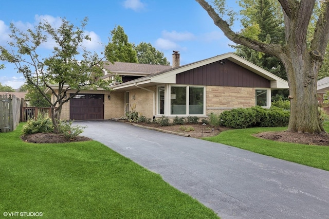5771 Longview Dr, Countryside, IL 60525 - photo 1