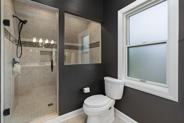 592 E 13th St, Lockport, IL 60441 - bathroom with toilet and a shower stall