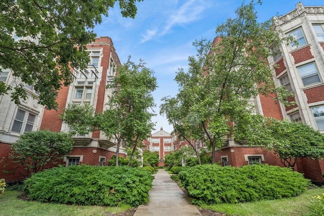 216 N Oak Park Ave Unit 2Aa, Oak Park, IL 60302 - view of community