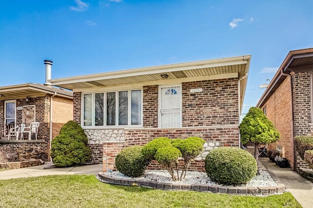 11531 S S Ave J, Chicago, IL 60617 - view of front of property featuring brick siding and stone siding