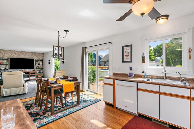 1239 Angeline Dr, South Elgin, IL 60177 - dining room featuring light wood-style flooring and a ceiling fan